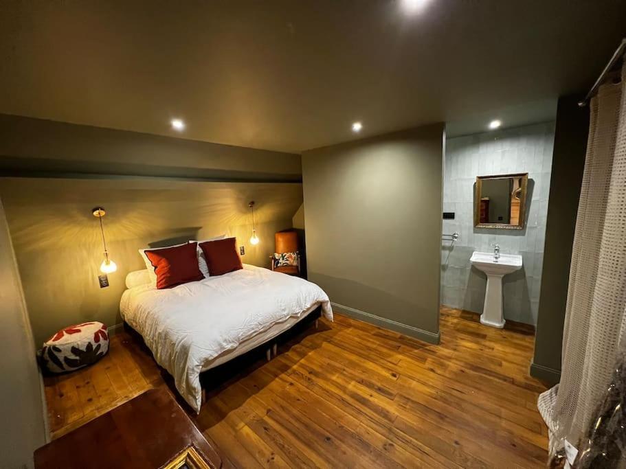 Le Gite. Holiday home